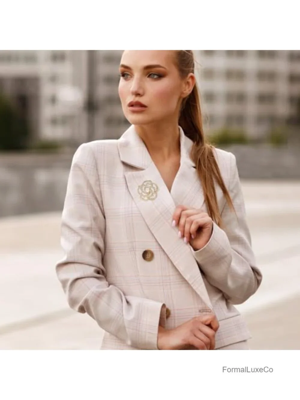 4 Pc Crystal Pearl Brooch Set for Women Blazer Dress Coat Gift